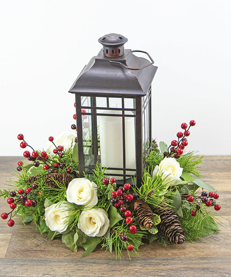 Hollyberry Rose Lantern